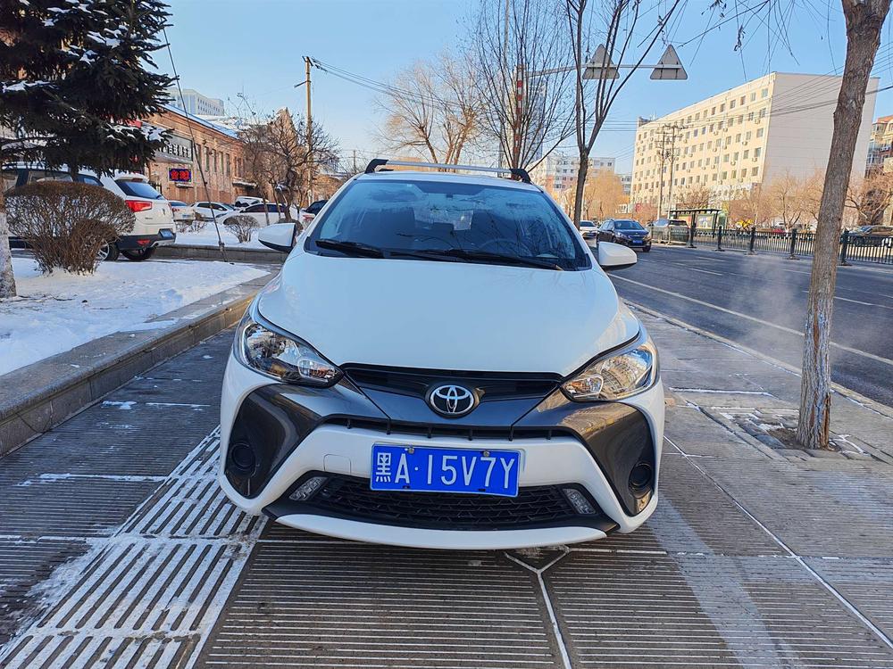 Toyota Yaris L