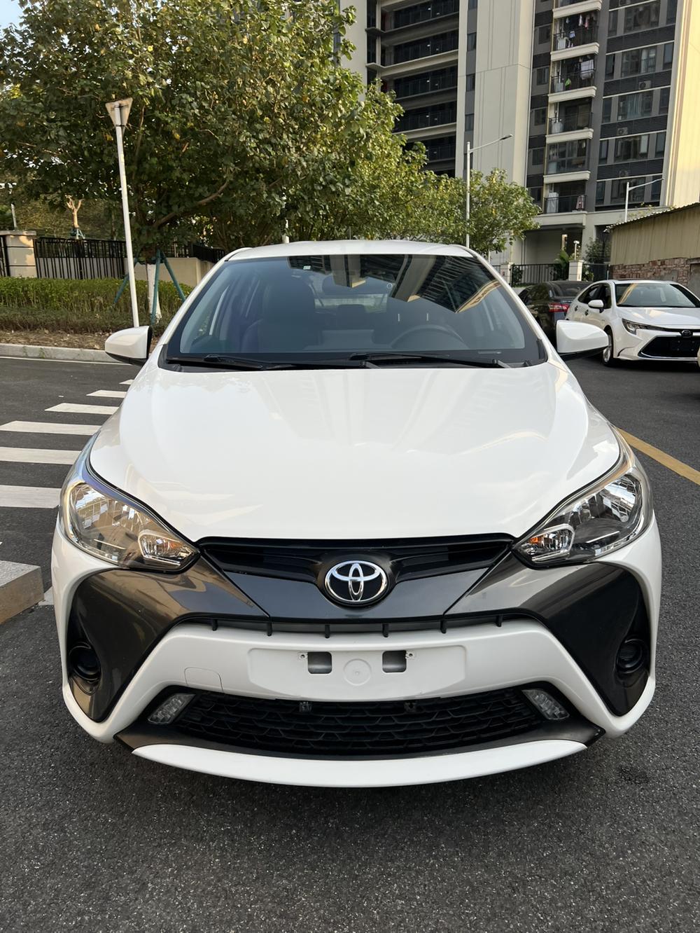 Toyota Yaris L