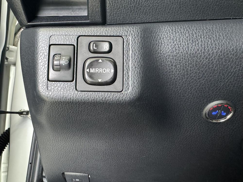 Toyota Yaris L