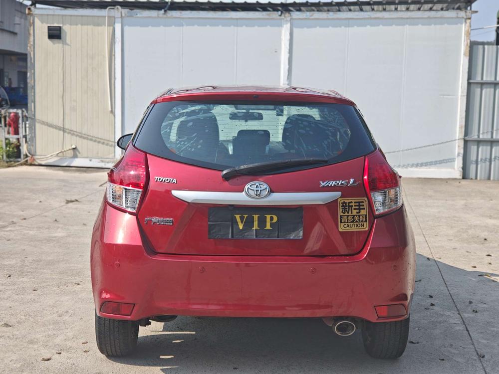 Toyota Yaris L