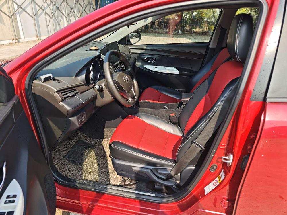 Toyota Yaris L