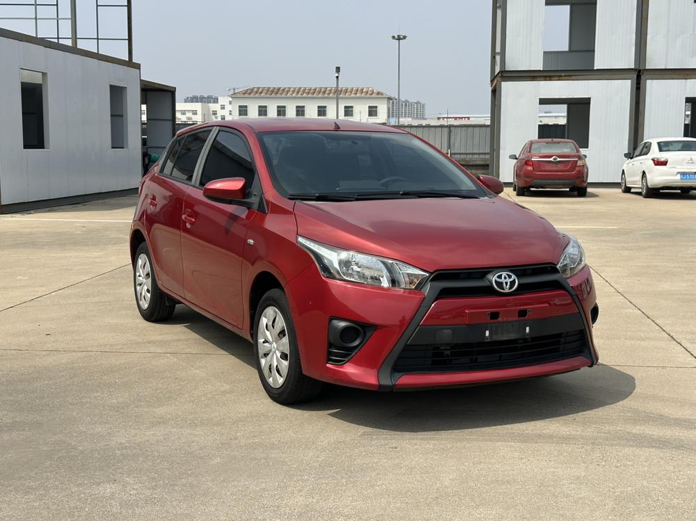 Toyota Yaris L