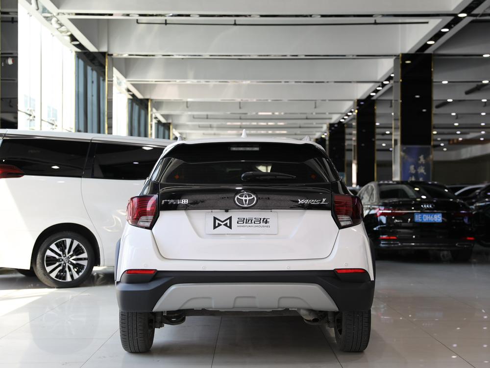 Toyota Yaris L