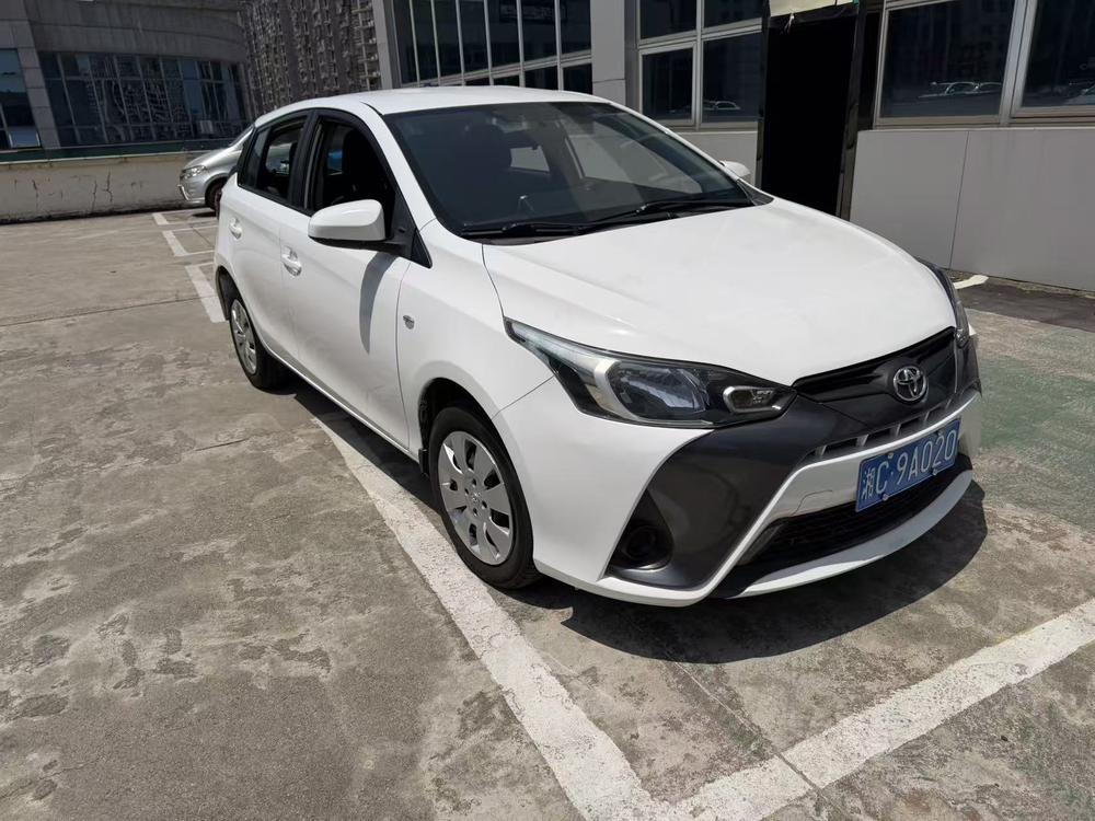 Toyota Yaris L