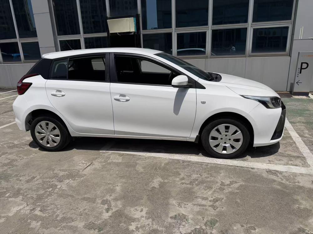 Toyota Yaris L