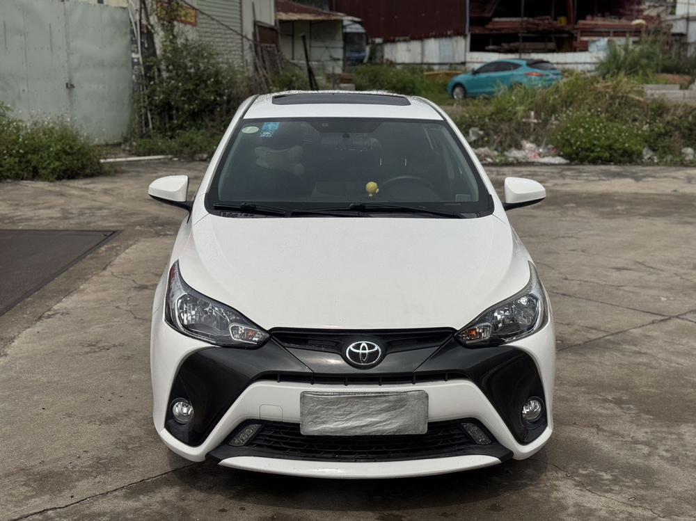 Toyota Yaris L