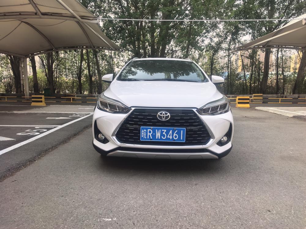 Toyota Yaris L