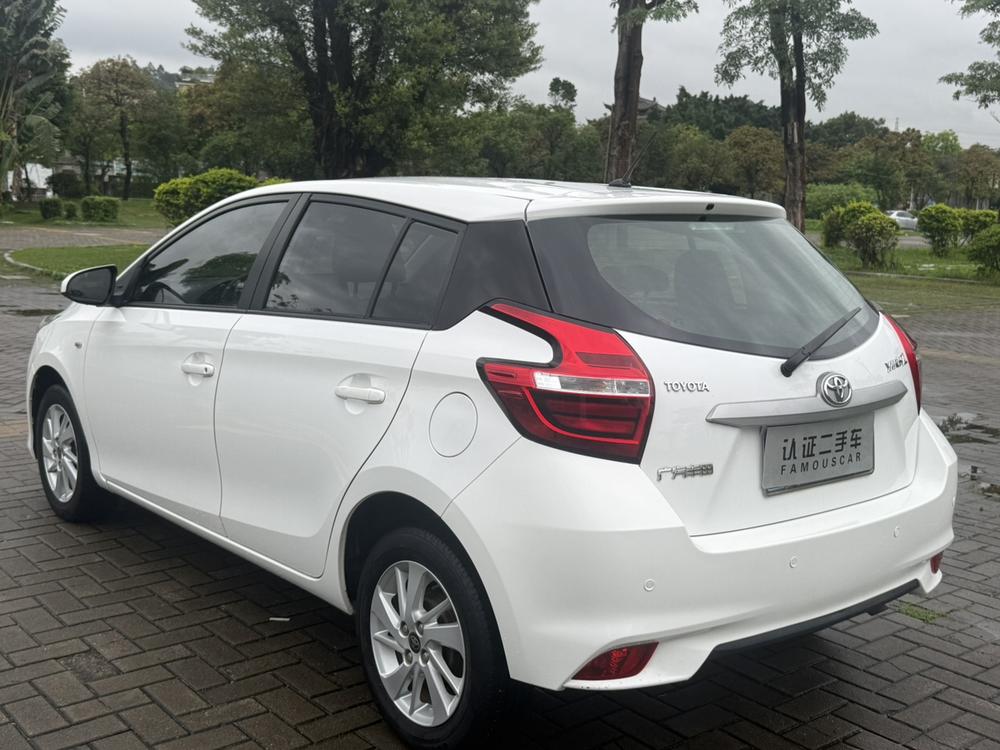 Toyota Yaris L
