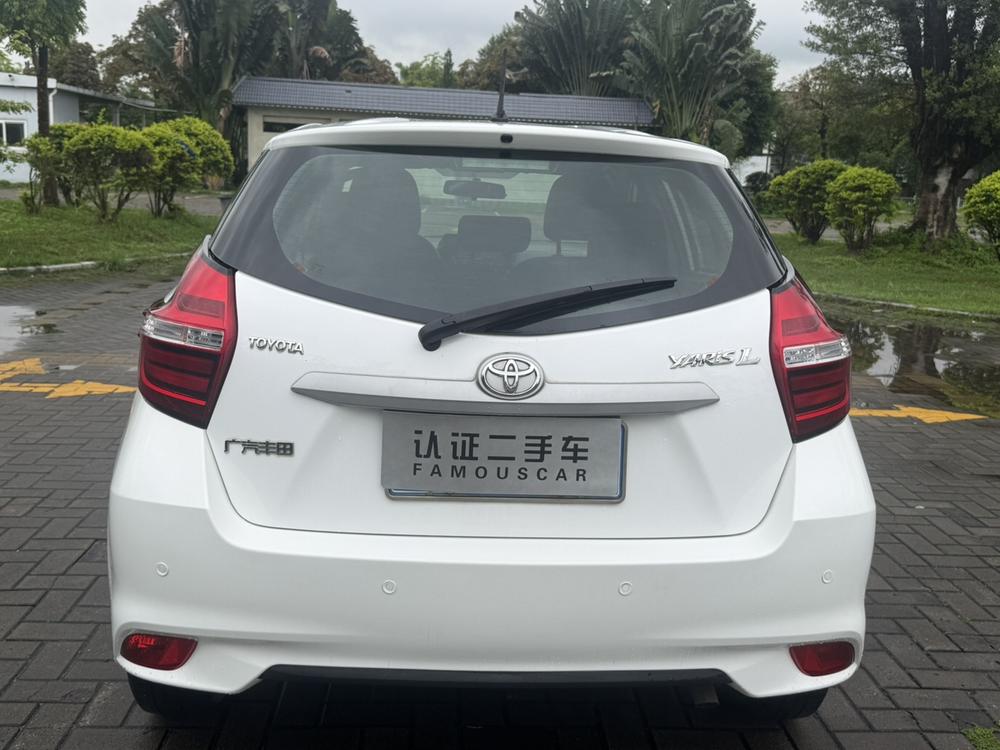 Toyota Yaris L