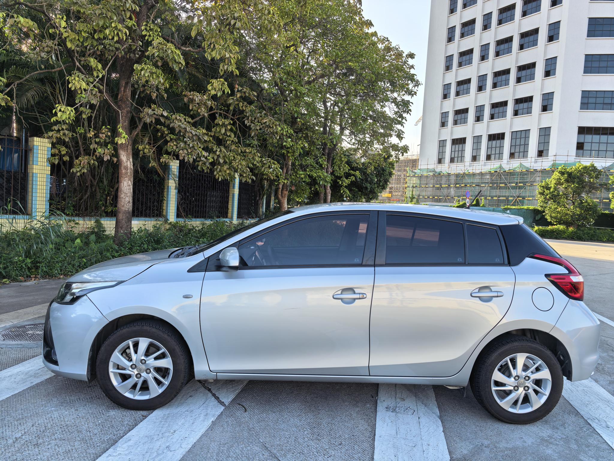 Toyota Yaris L
