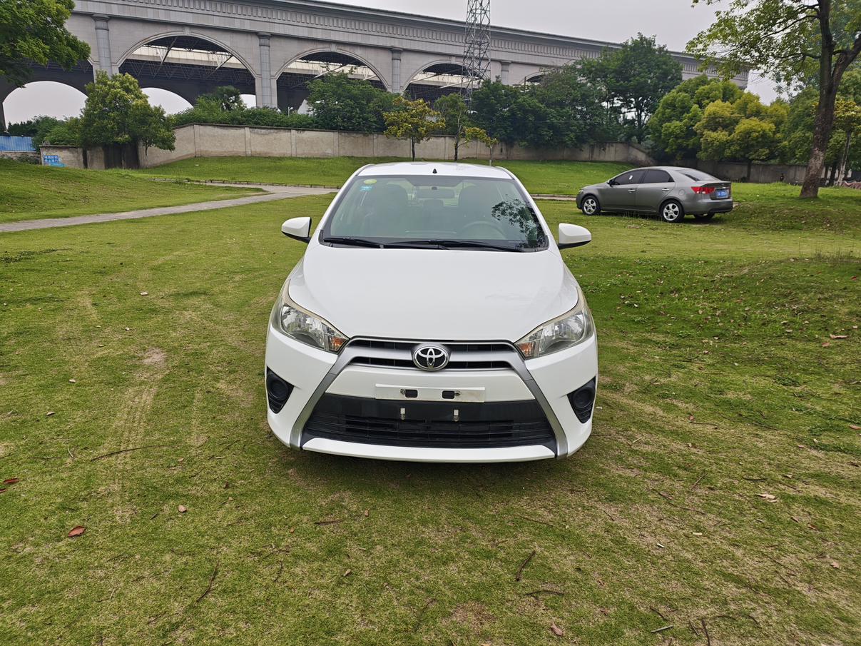 Toyota Yaris L
