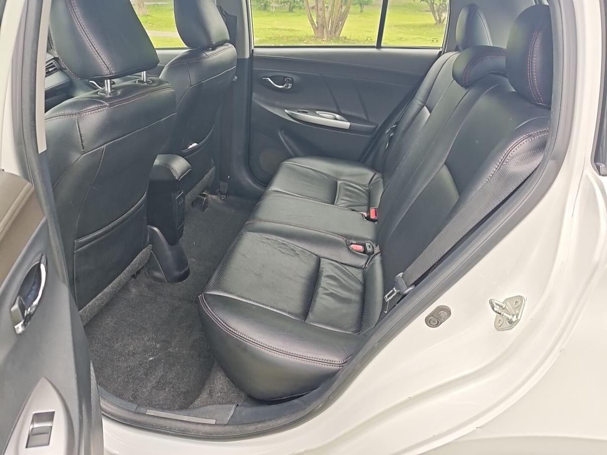 Toyota Yaris L