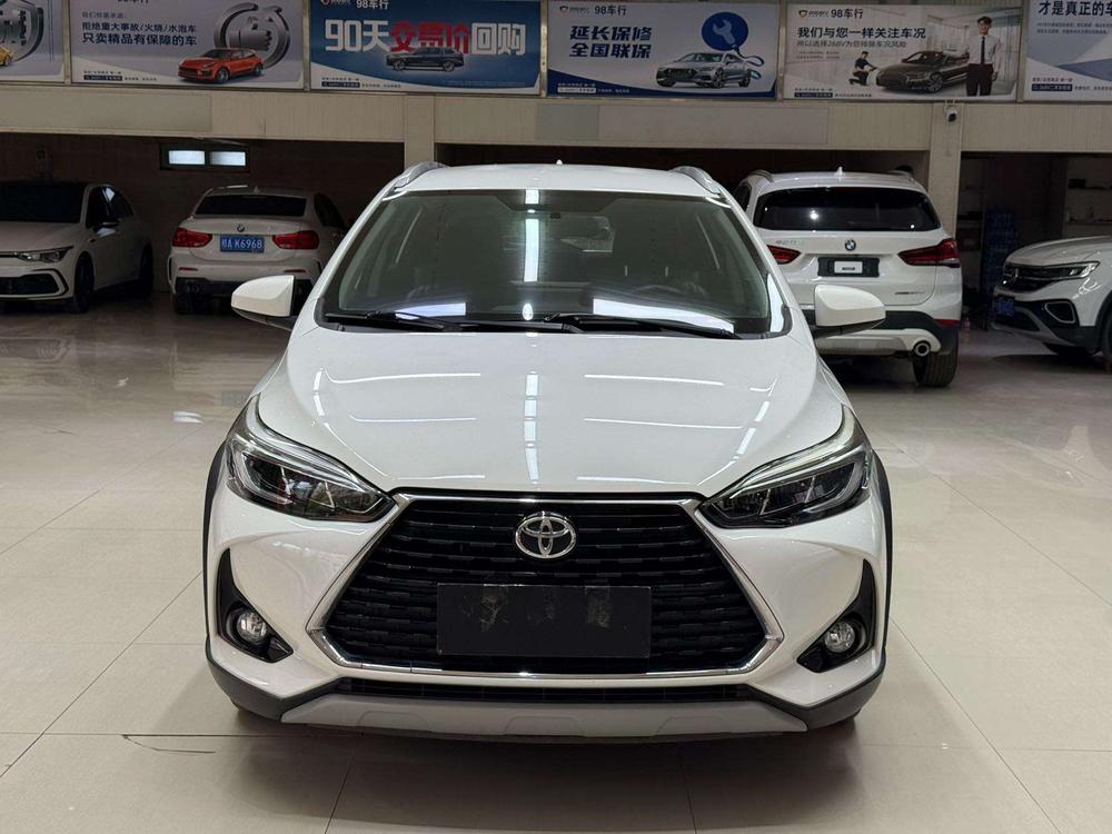 Toyota Yaris L