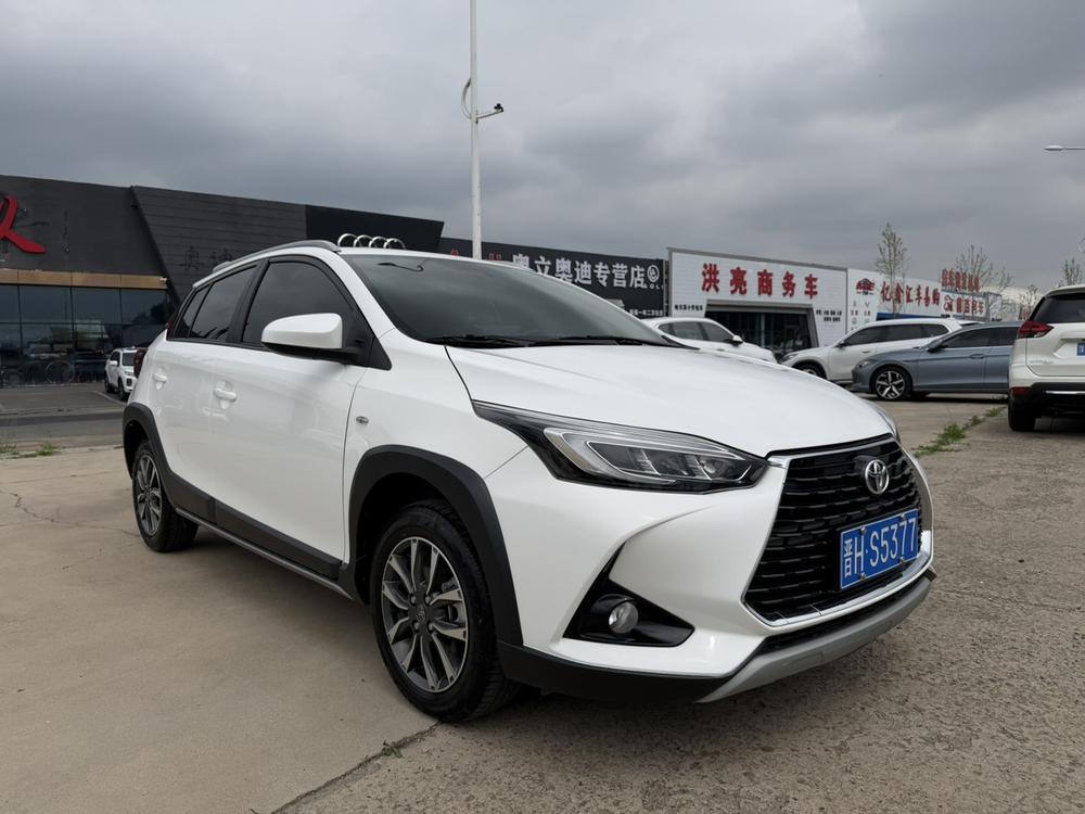 Toyota Yaris L