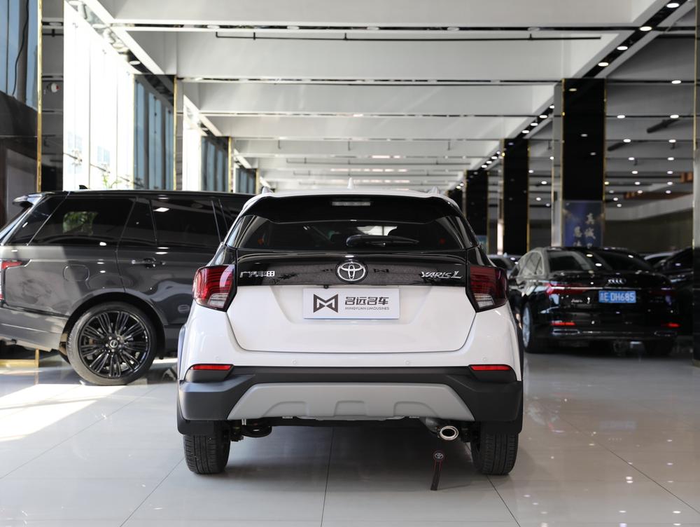 Toyota Yaris L