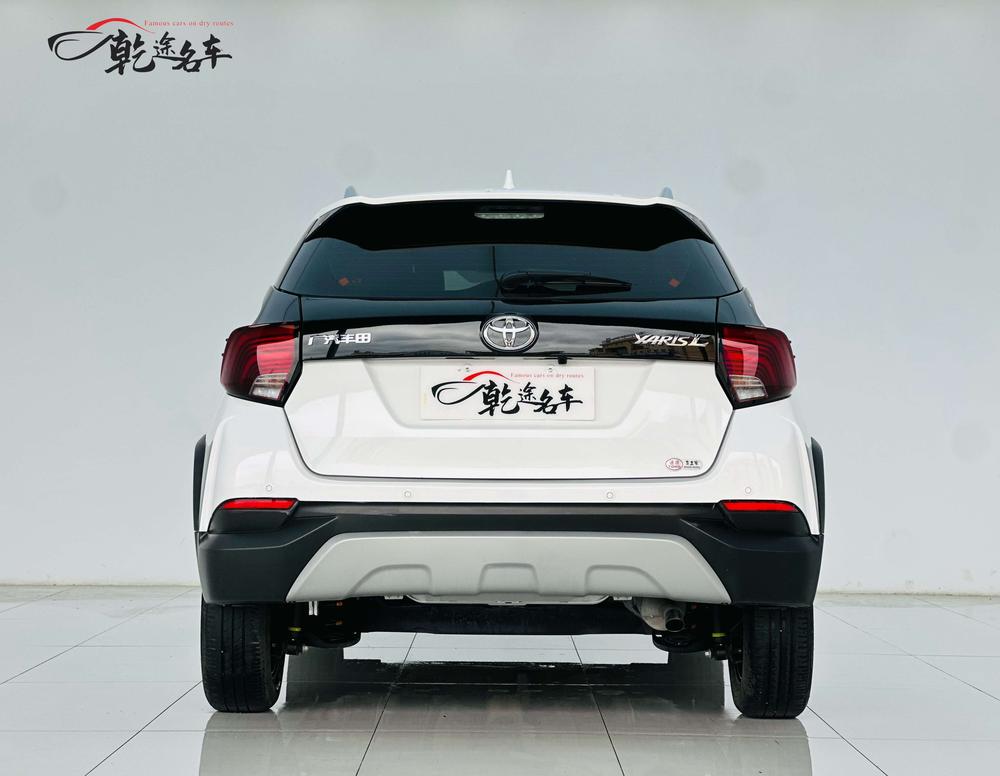 Toyota Yaris L