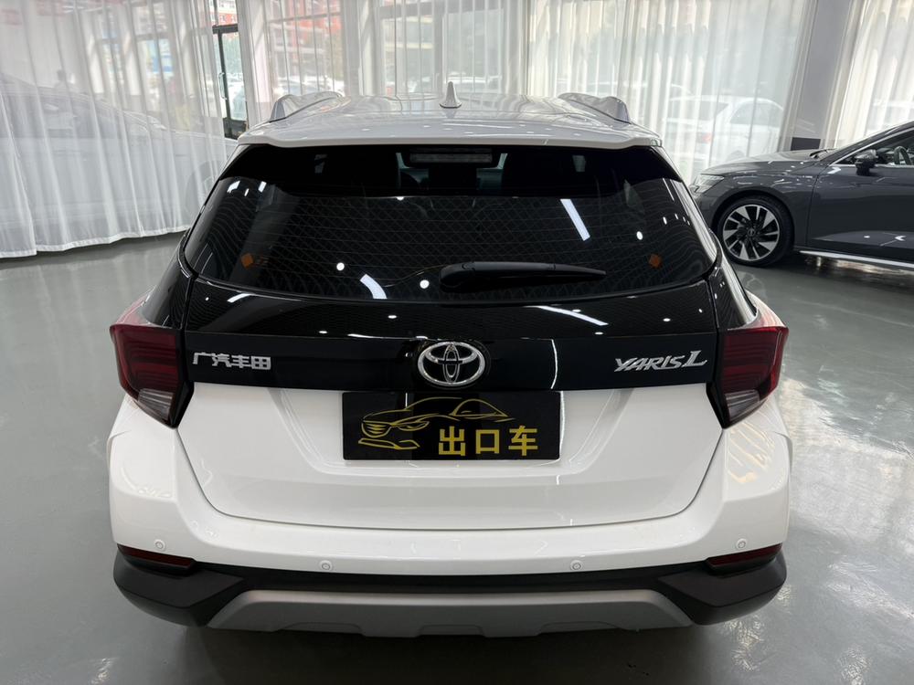 Toyota Yaris L