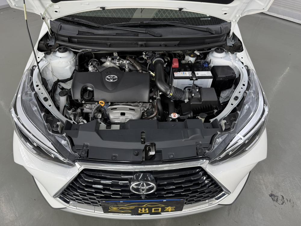 Toyota Yaris L