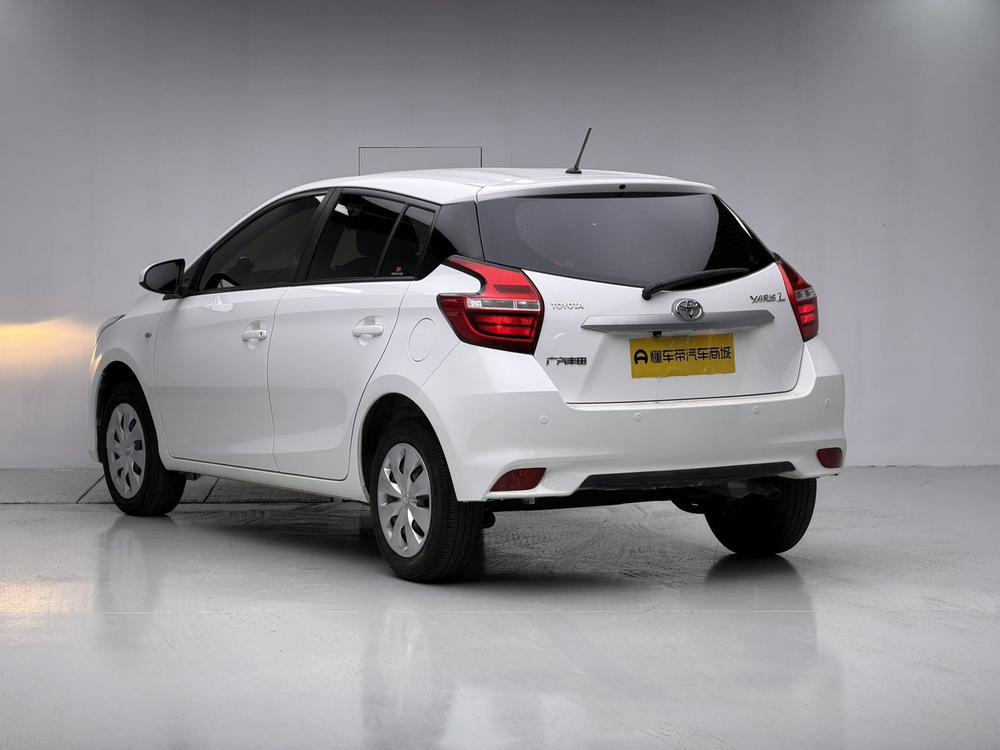 Toyota Yaris L