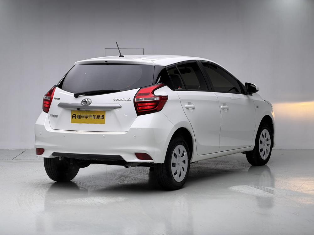 Toyota Yaris L