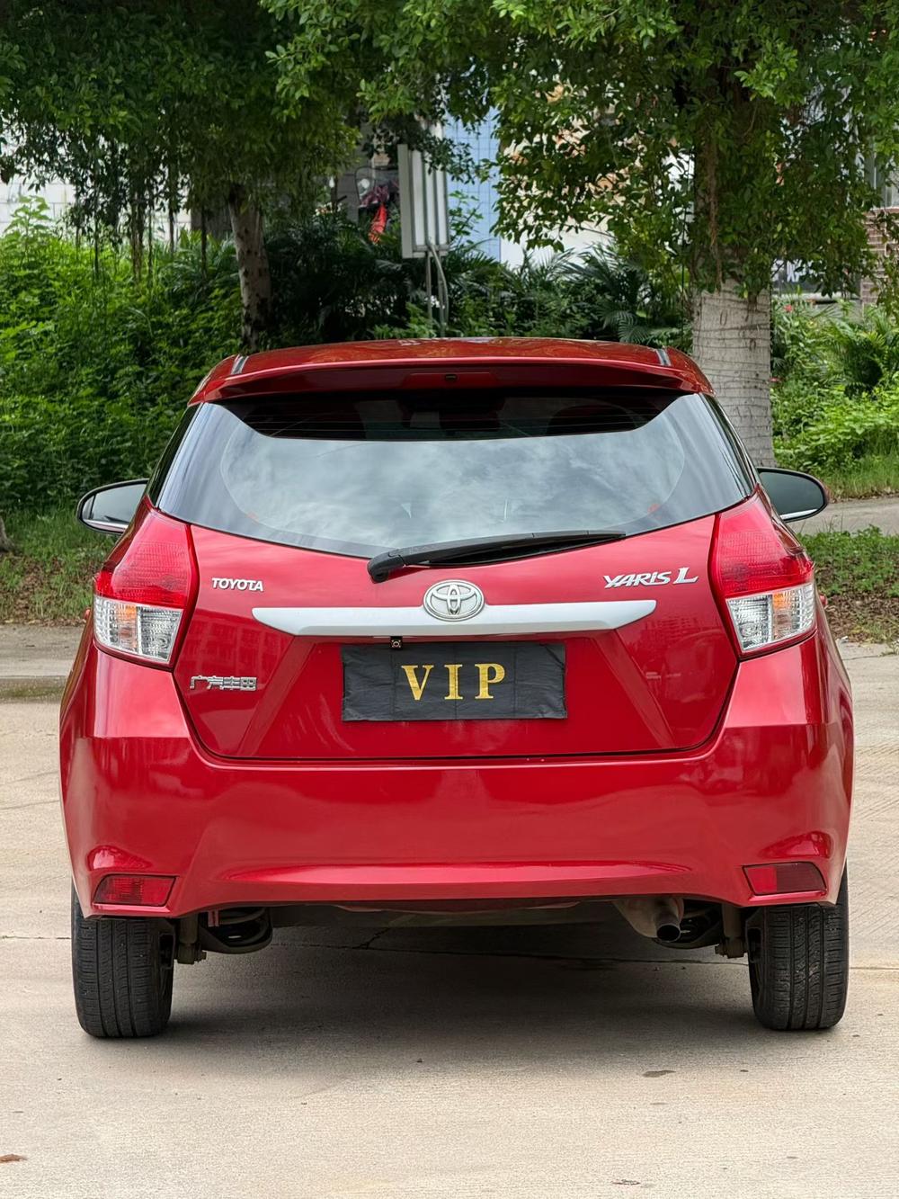 Toyota Yaris L