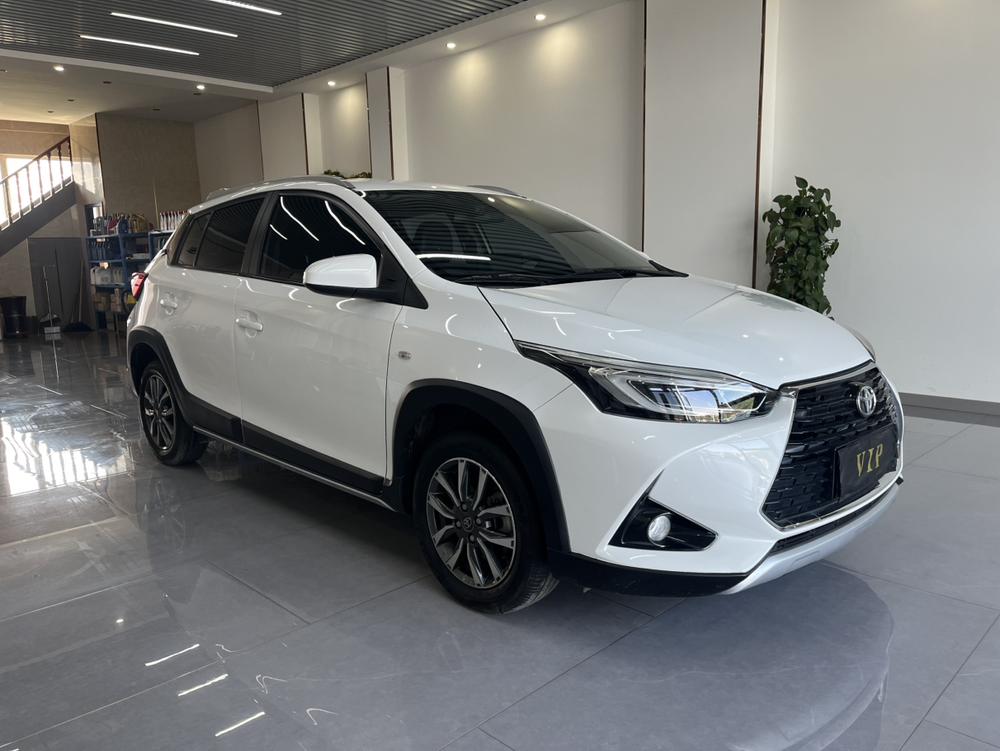 Toyota Yaris L
