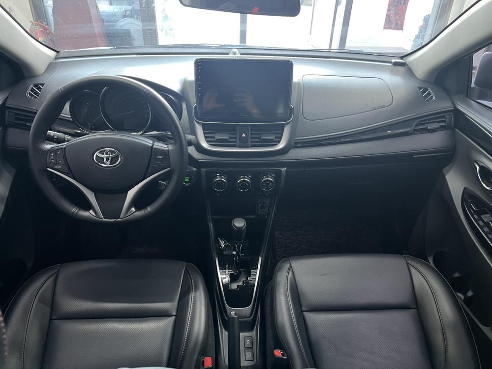 Toyota Yaris L