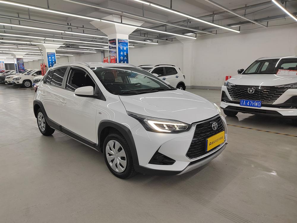 Toyota Yaris L