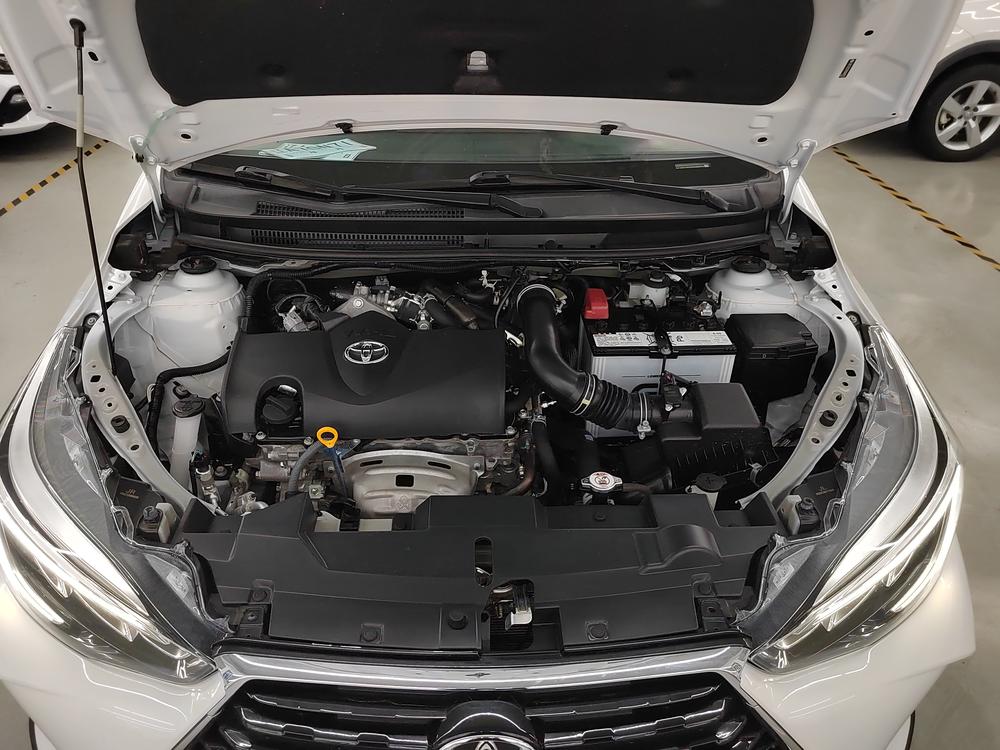 Toyota Yaris L