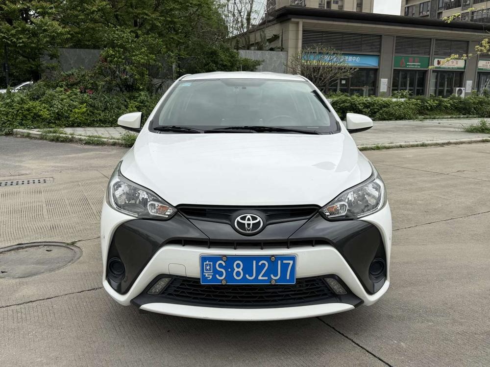 Toyota Yaris L