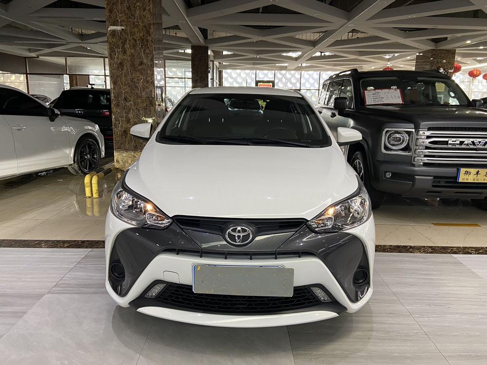 Toyota Yaris L