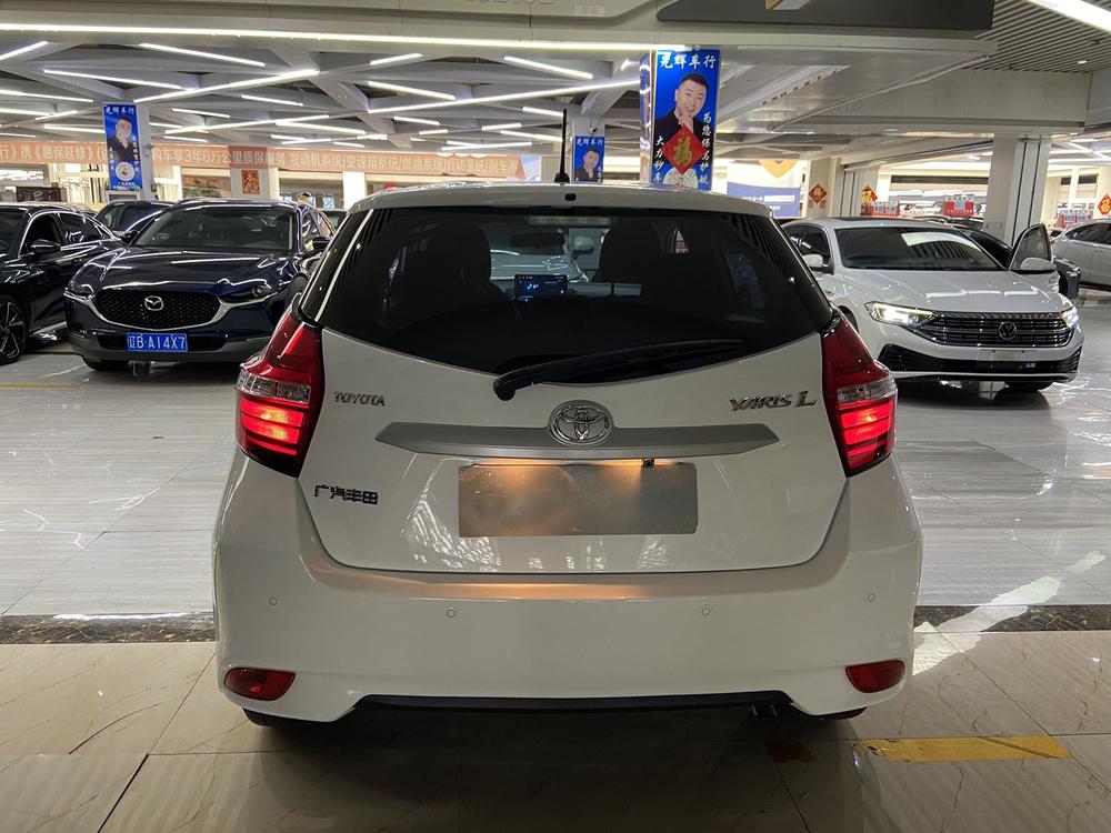 Toyota Yaris L