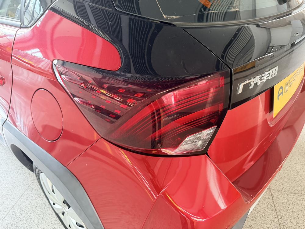 Toyota Yaris L