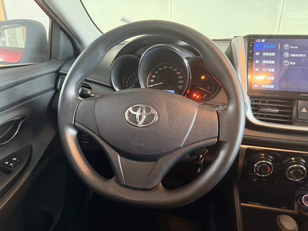 Toyota Yaris L