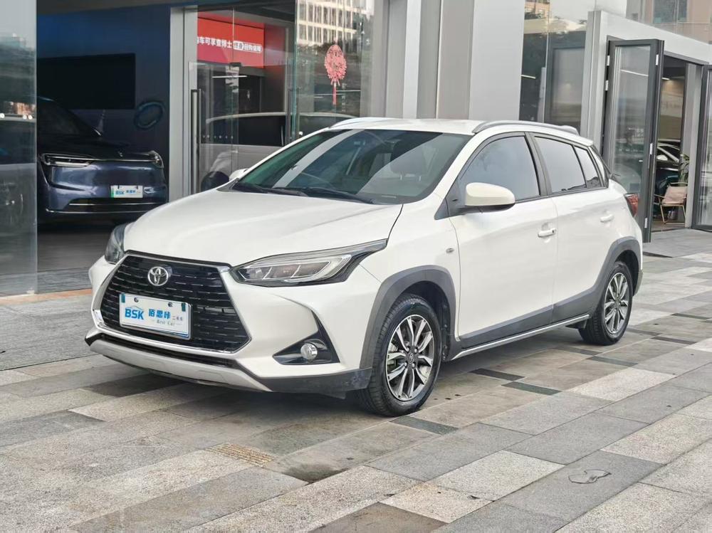 Toyota Yaris L
