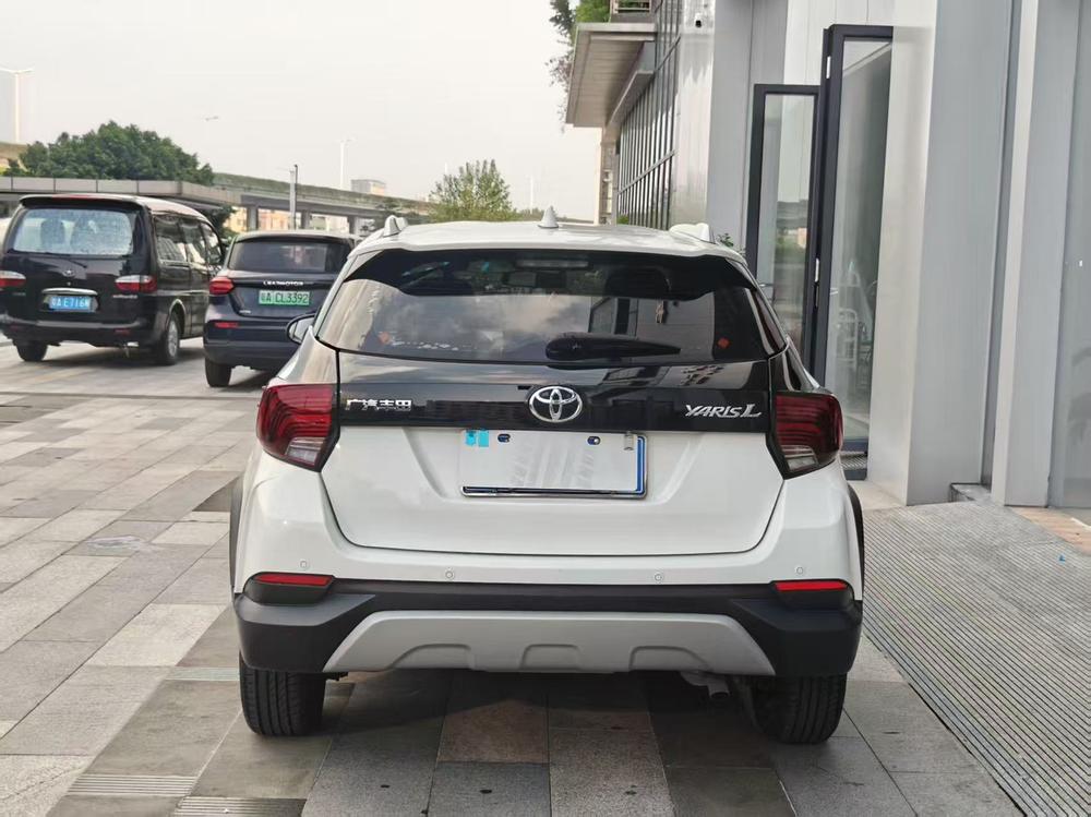 Toyota Yaris L