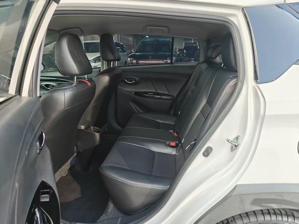 Toyota Yaris L