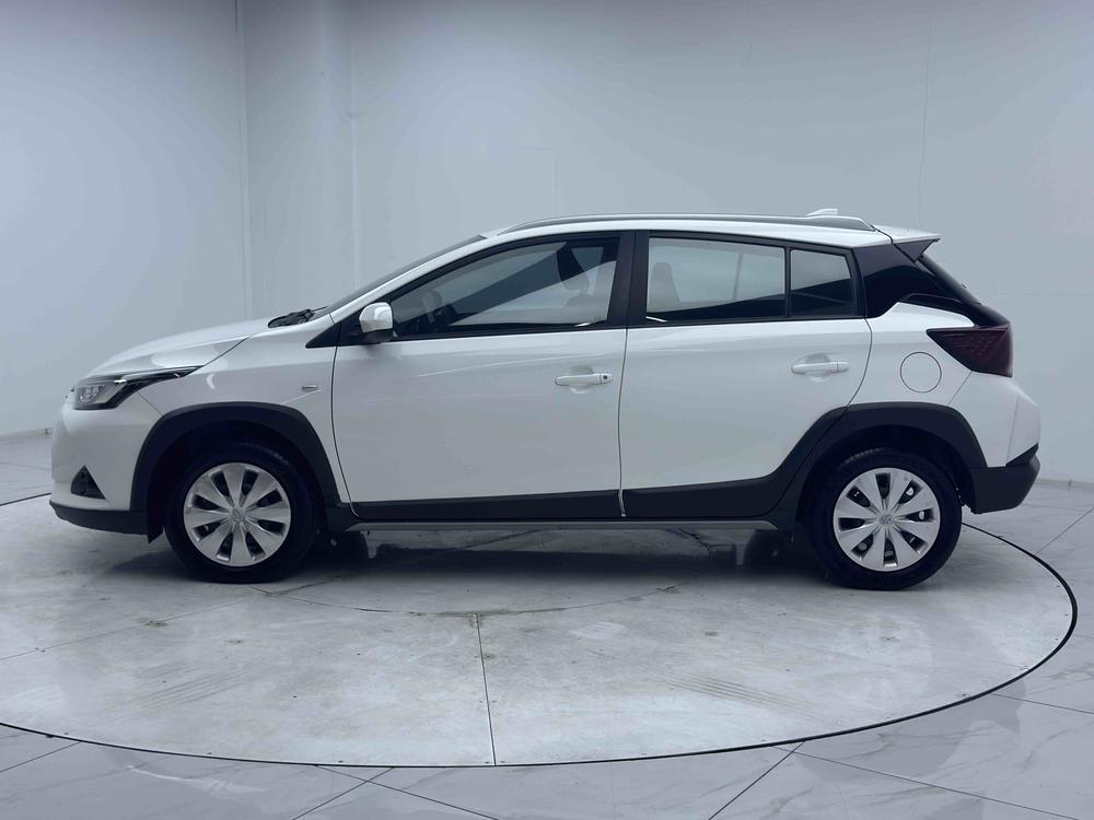 Toyota Yaris L