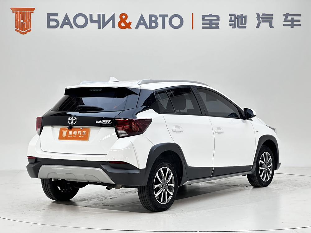 Toyota Yaris L