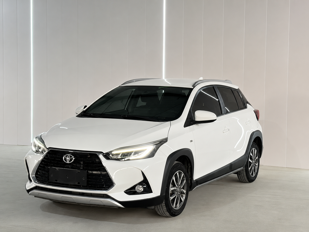 Toyota Yaris L