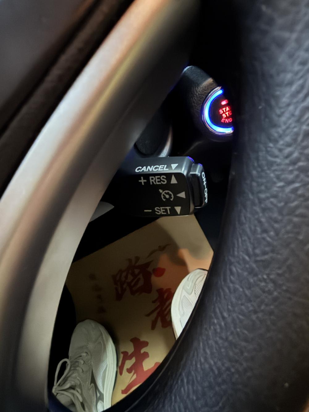 Toyota Yaris L
