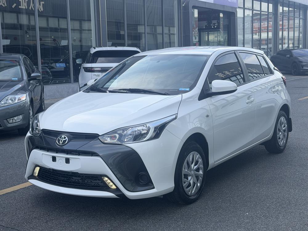 Toyota Yaris L