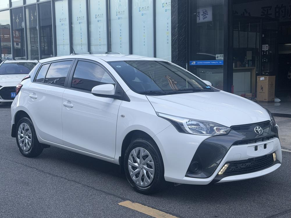 Toyota Yaris L