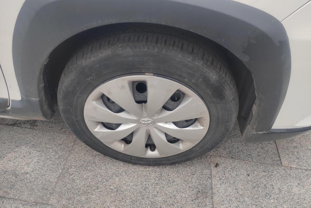 Toyota Yaris L