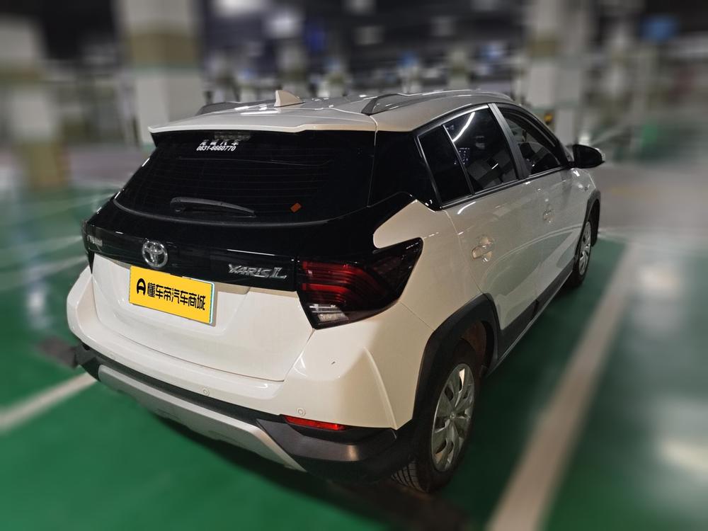 Toyota Yaris L