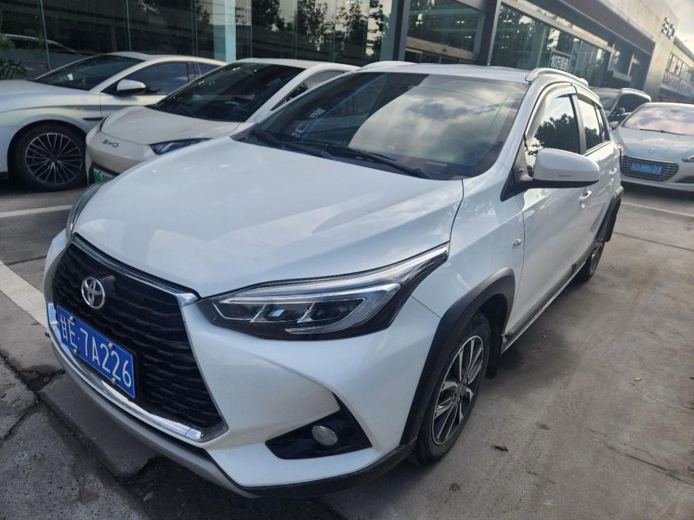 Toyota Yaris L