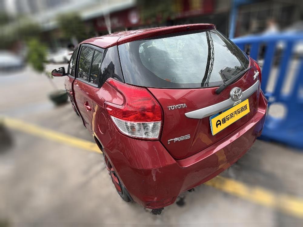 Toyota Yaris L