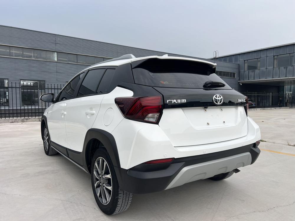 Toyota Yaris L