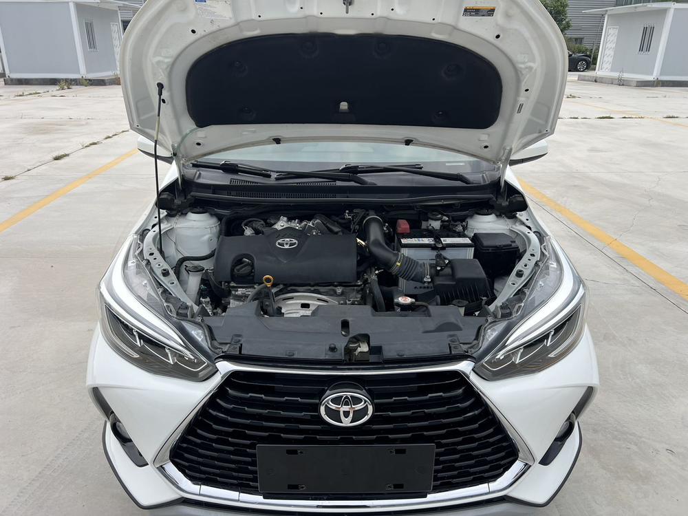 Toyota Yaris L