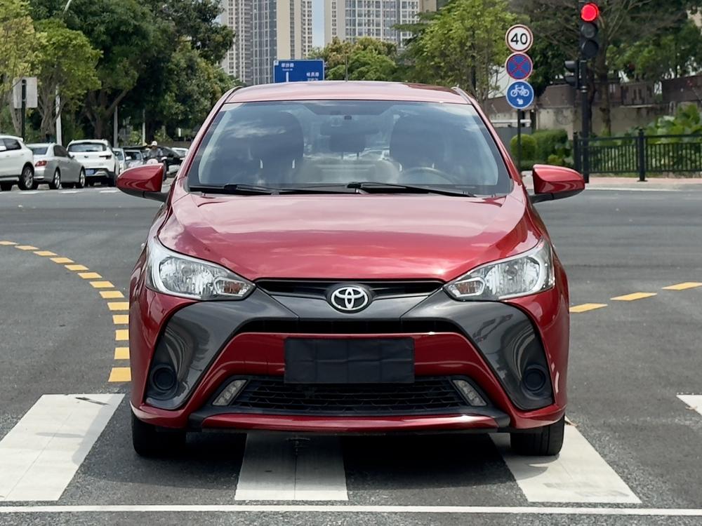 Toyota Yaris L